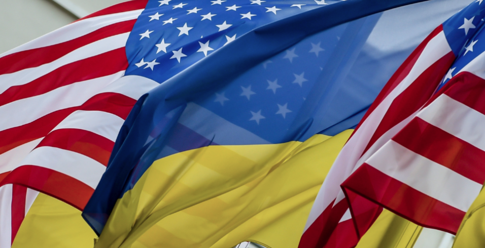 Флаги США и Украины. Фото: &copy; РИА Новости