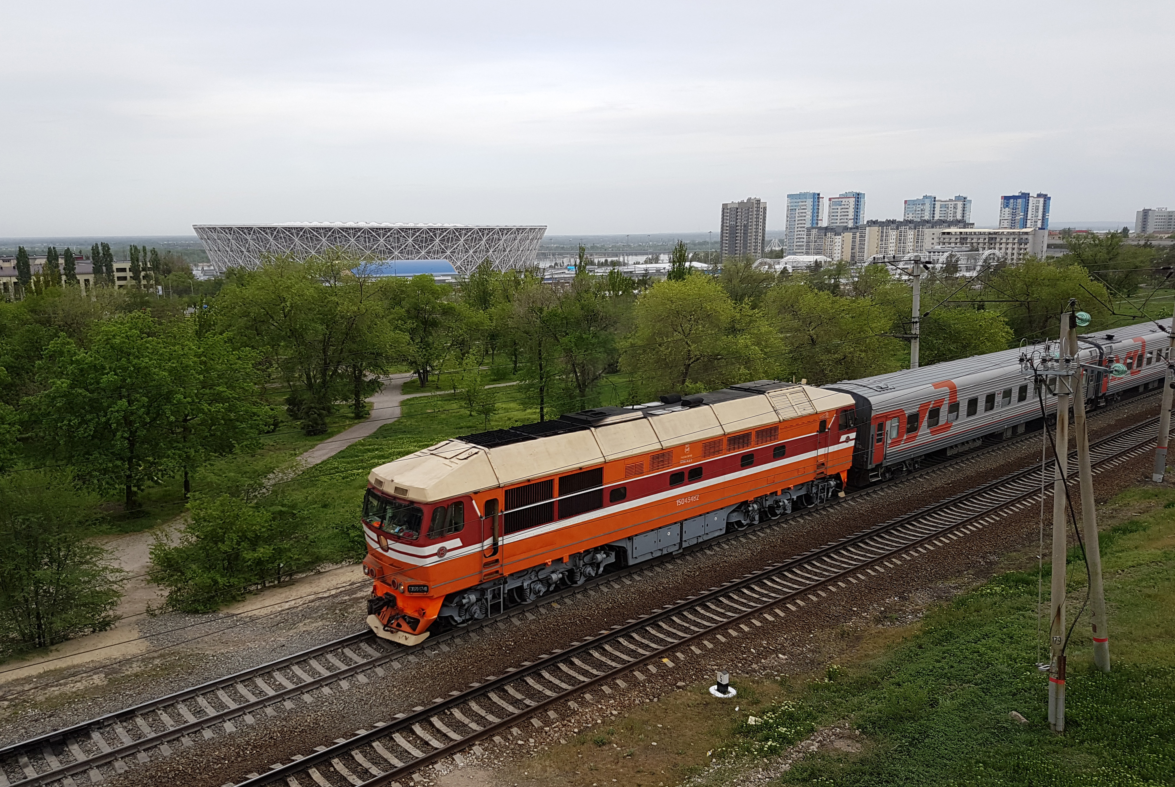 Поезда бесплатные покупки. Волгоградский поезд из Москвы фото.