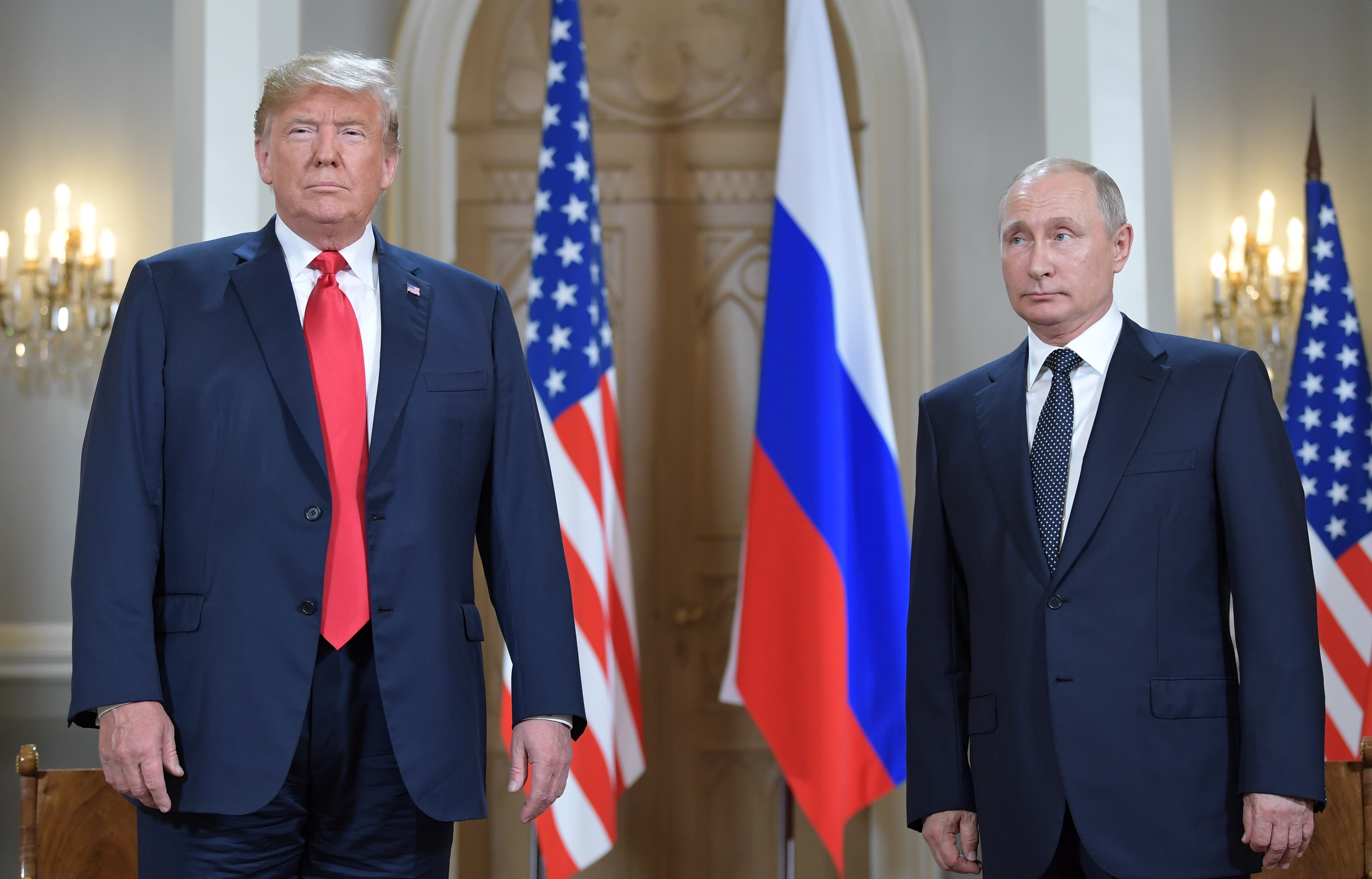 Владимир Путин и Дональд Трамп (слева). Фото: &copy;РИА Новости/Сергей Гунеев