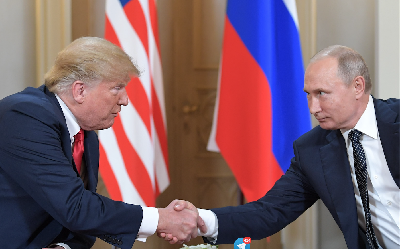

Владимир Путин и Дональд Трамп (слева). Фото: &copy;РИА Новости/Сергей Гунеев

