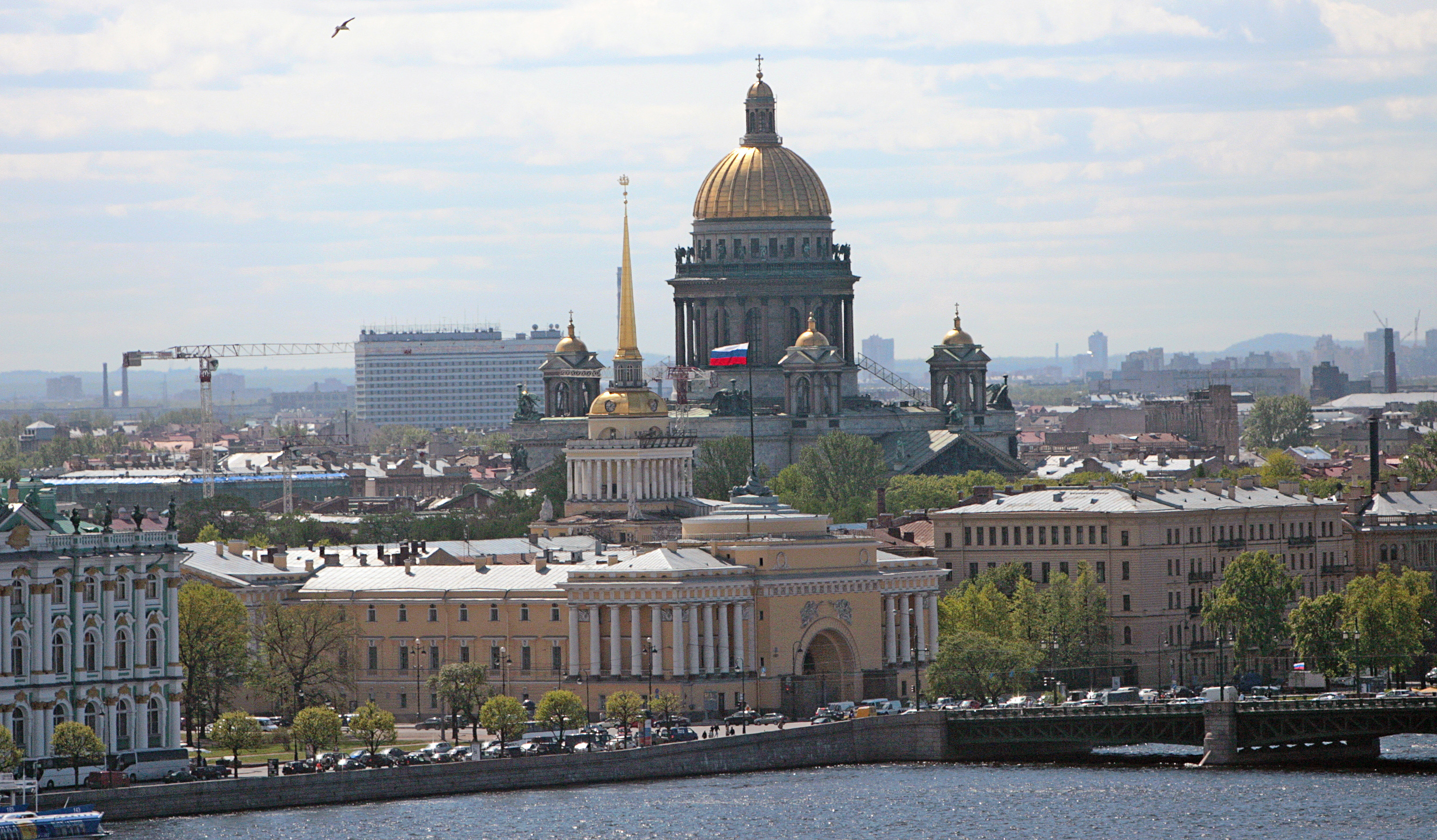 Имущество города санкт петербурга. Вид с Исаакиевского собора на Адмиралтейство.