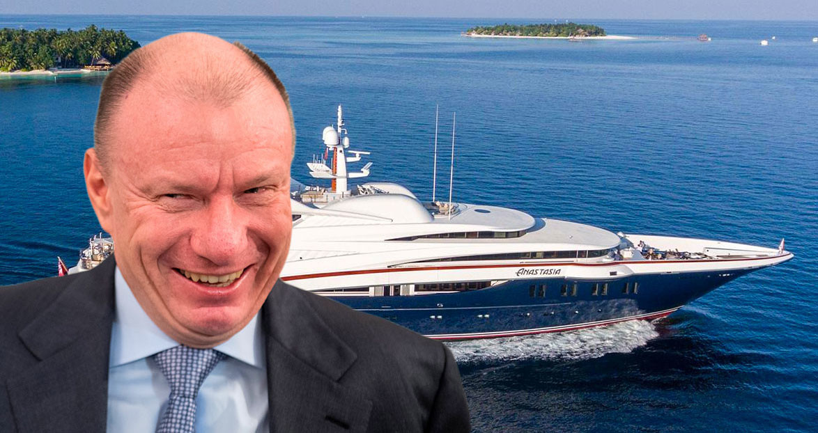 Владимир Потанин продал яхту Anastasia за 75 млн евро