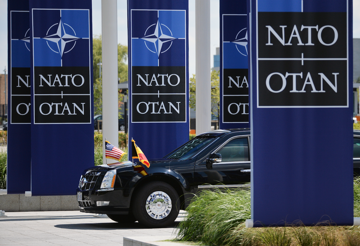 Автомобиль президента США Дональда Трампа у штаб-квартиры НАТО в Брюсселе. Фото: ©РИА Новости/Алексей Витвицкий
