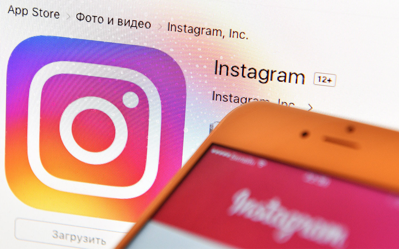 В работе Instagram и Facebook произошёл сбой