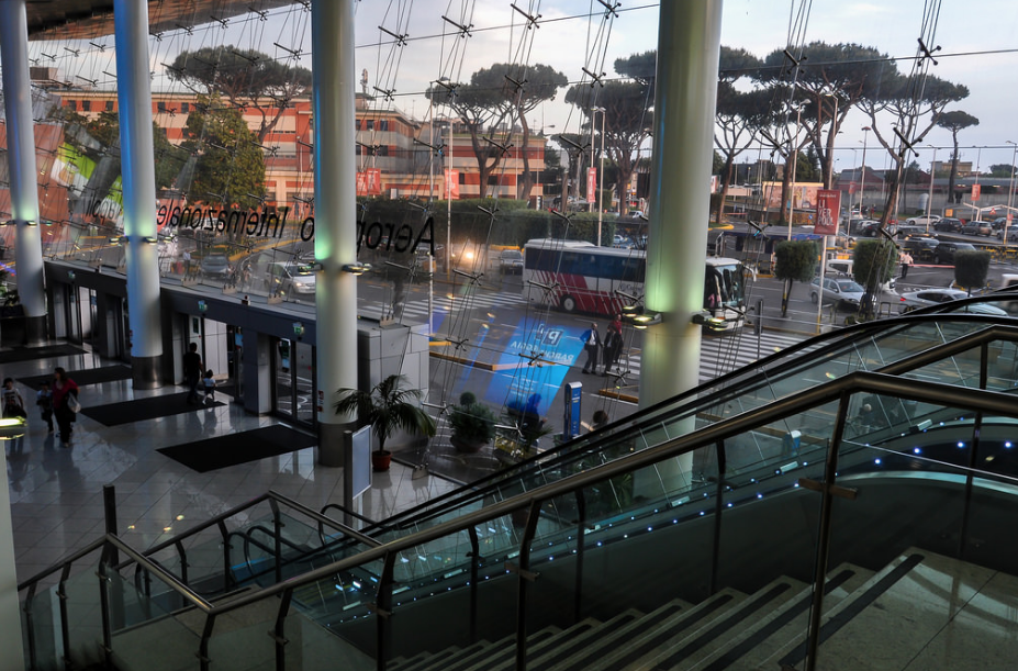 Аэропорт Неаполя. Фото: &copy;&nbsp;flickr.com/Sony ILCE-3000