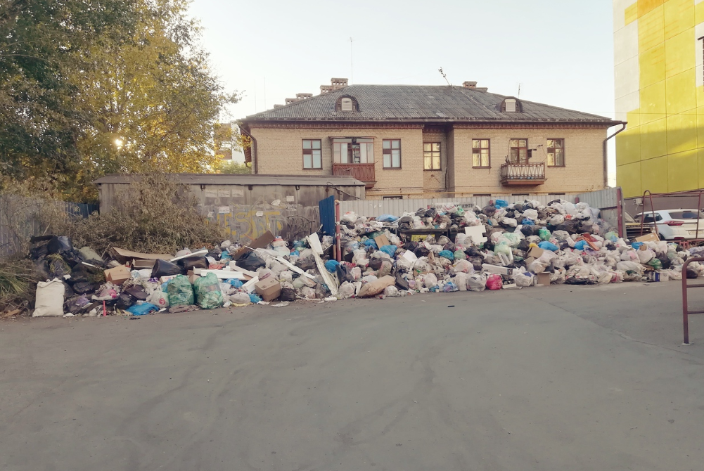 Типичный челябинск. Грязная Самара. Самара грязный город. Грязный Тольятти. Казань грязный город.