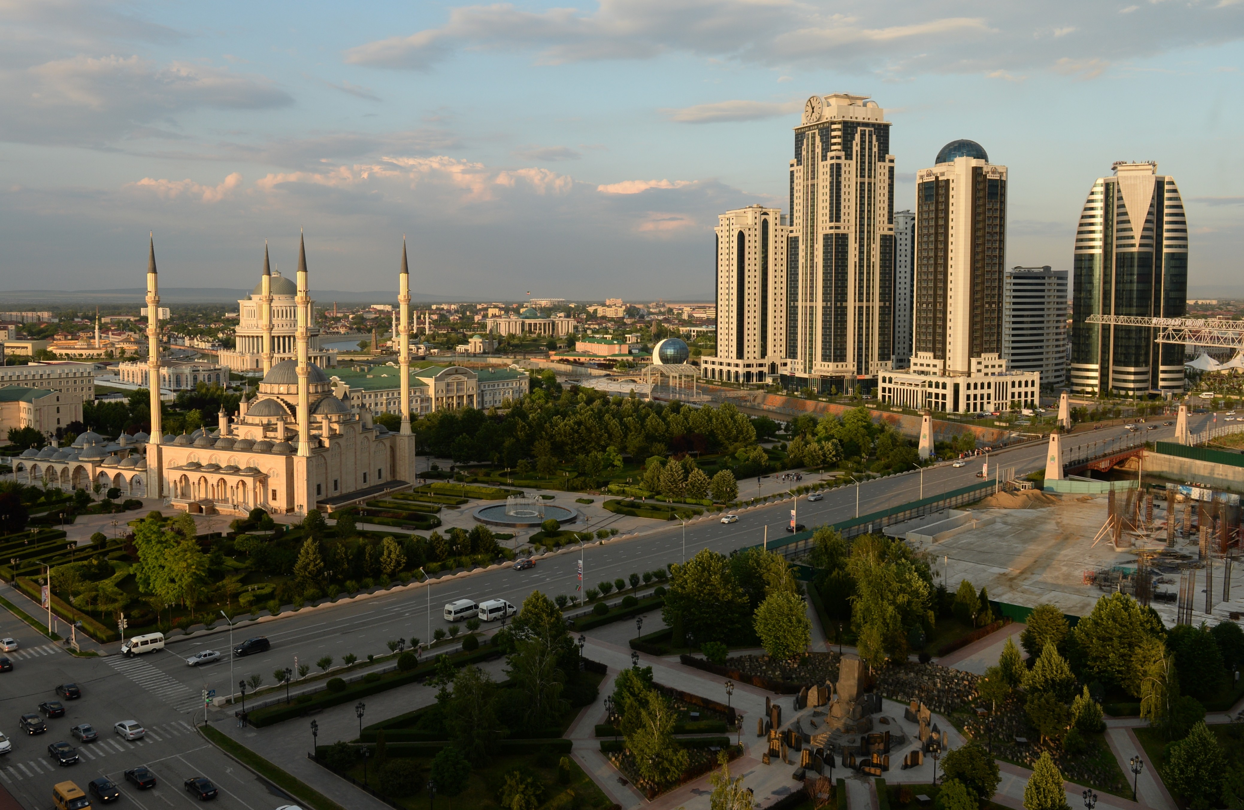 Город назвали грозным. Грозный 2022 город. Чеченская Республика Грозный. Чеченская Республика столица Грозный. Чечня 2022 город.