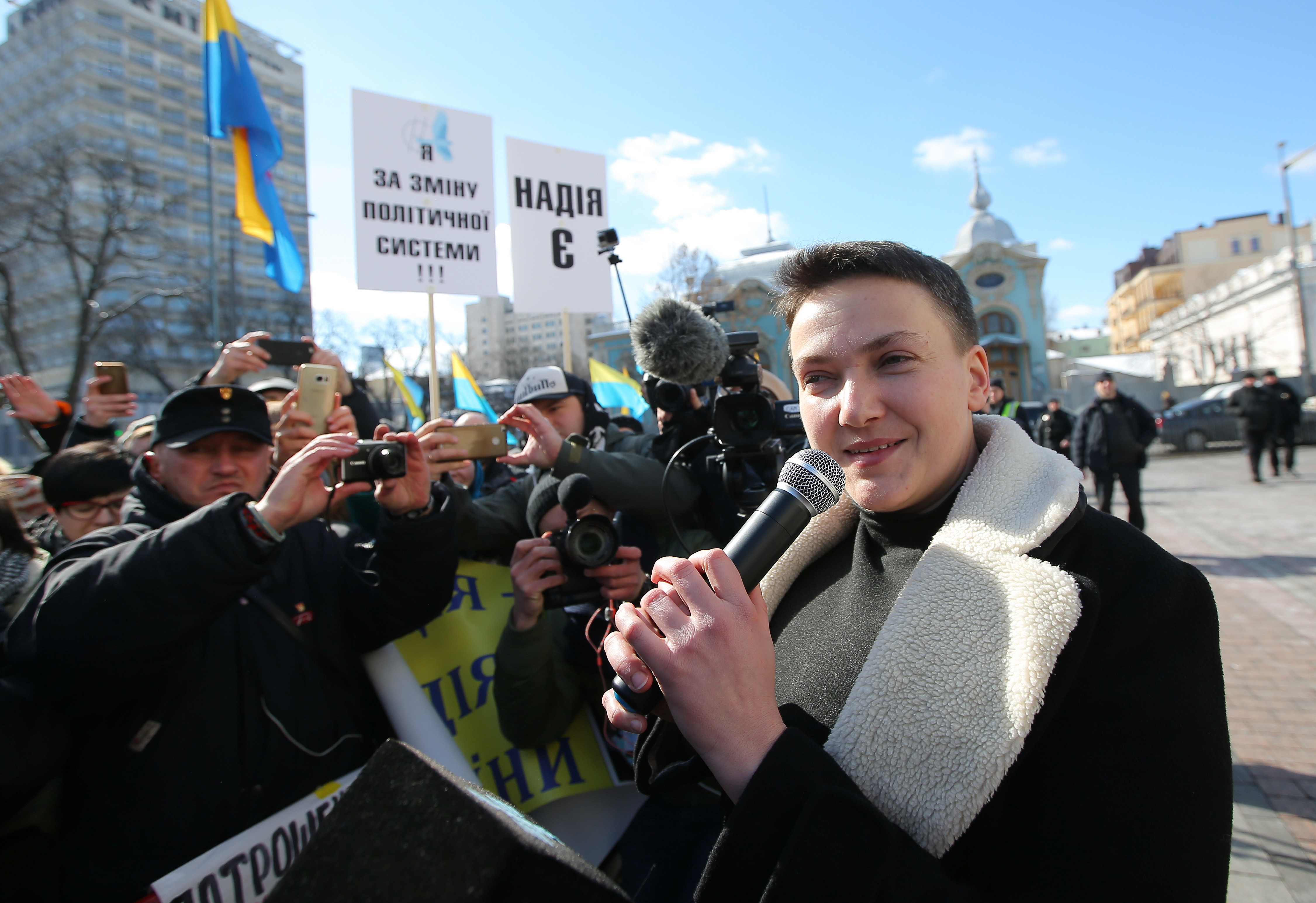 Народный депутат Надежда Савченко на акции своих сторонников.&nbsp;
Фото: &copy; РИА Новости