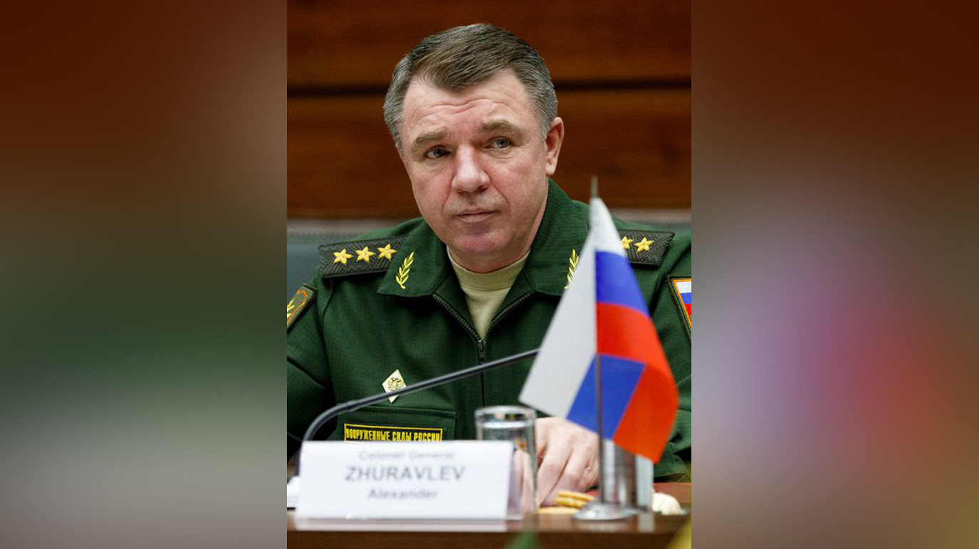 Новый военно командующий. Генерал полковник Журавлев ЗВО.