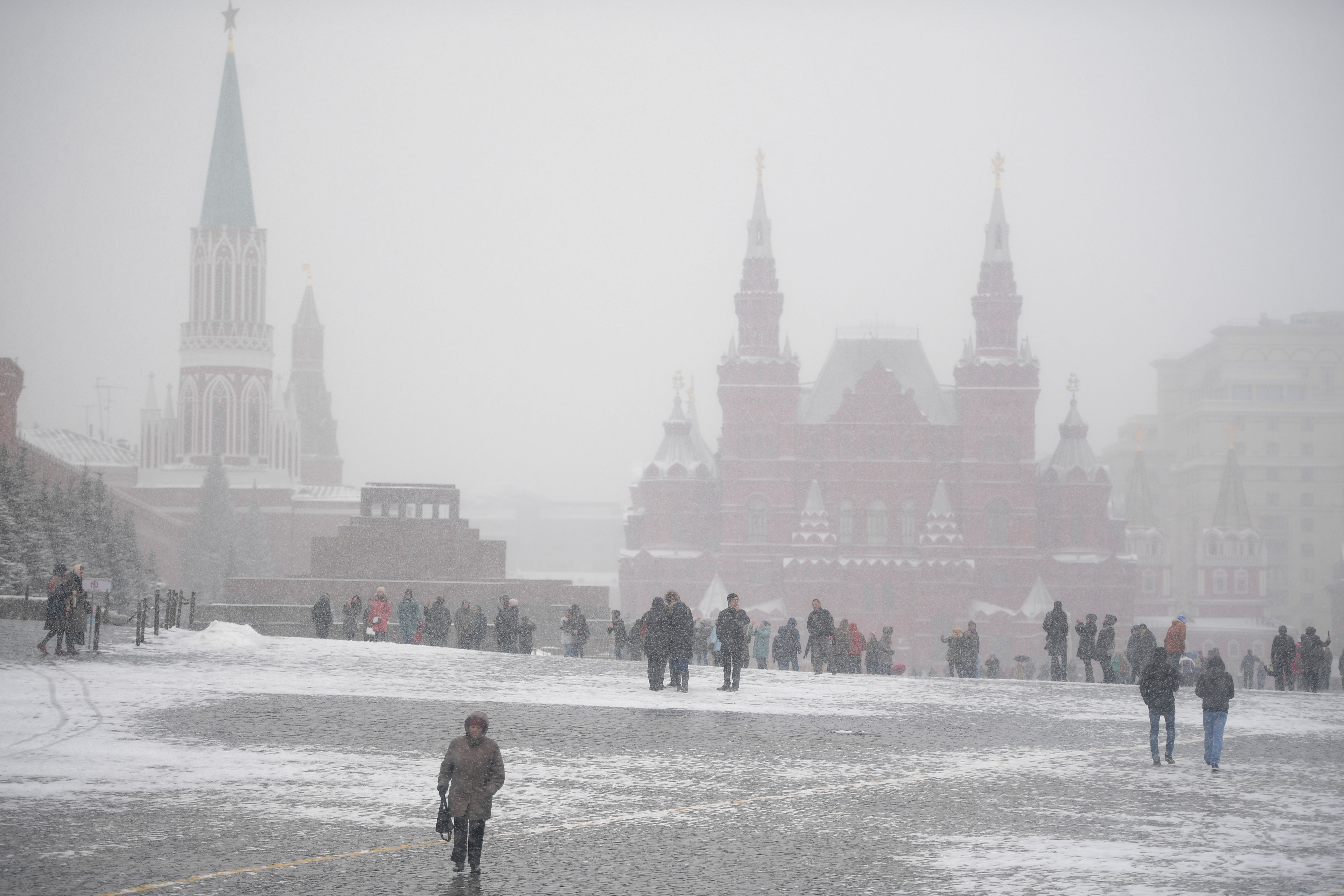 Москва красная площадь снегопад