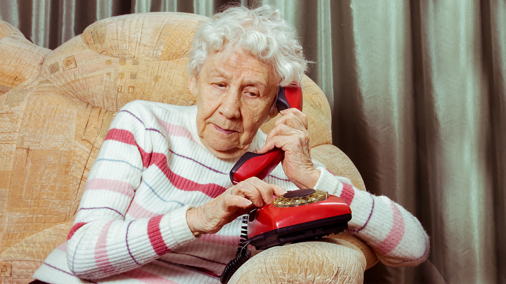 телефон для пожилых людей фото
