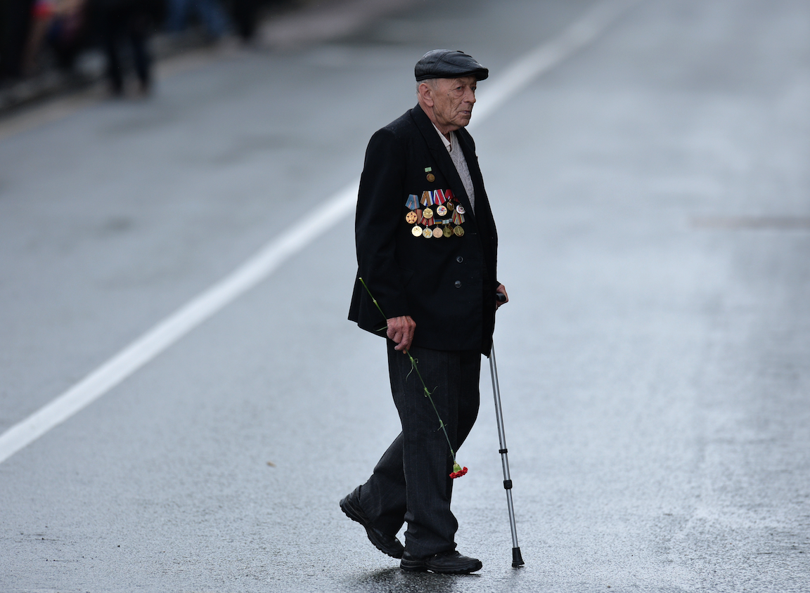 Ветераны инвалиды. Ветераны инвалиды Великой Отечественной войны. Ветеран в полный рост. Раненые ветераны
