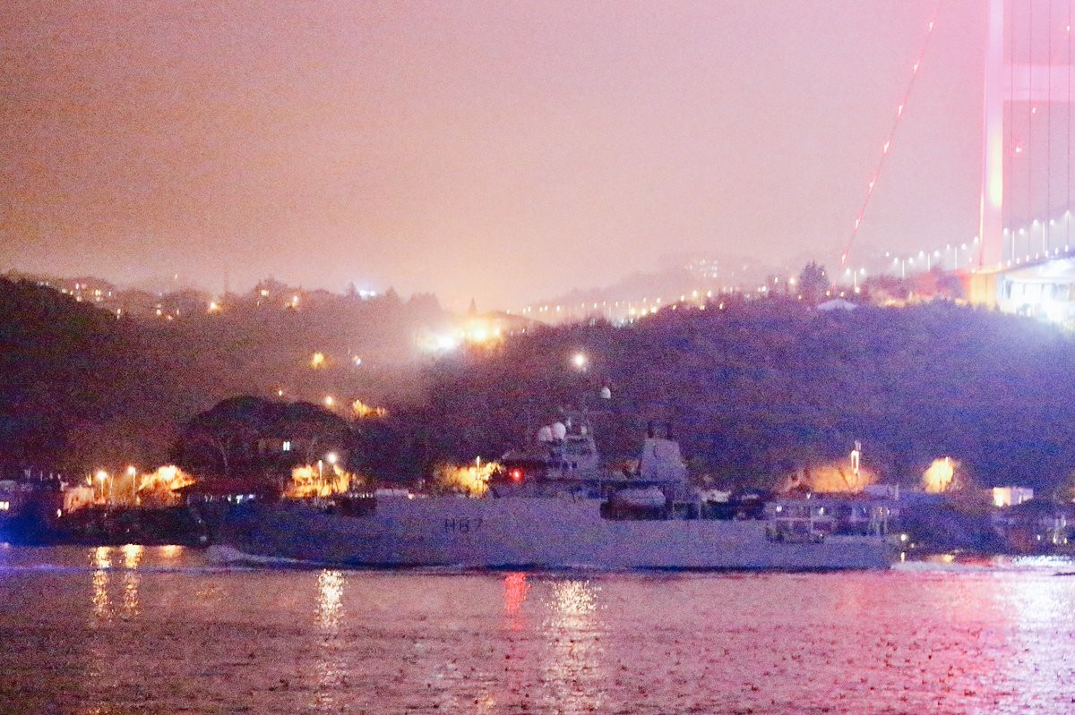 <p>Британский разведывательный корабль HMS Echo. Фото: &copy;<a href="https://twitter.com/YorukIsik/status/1074741482014302209/photo/1">twitter.com/YorukIsik</a></p>