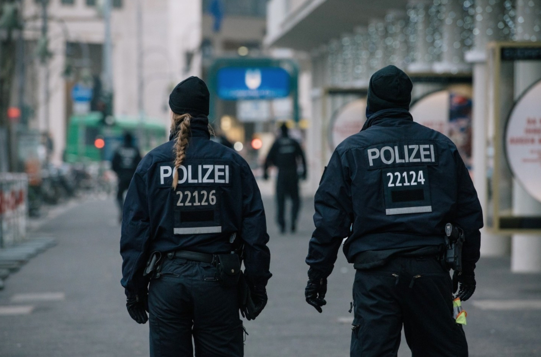 Правоохранители Германии назвали терактом наезд на людей в Боттропе и Эссене
