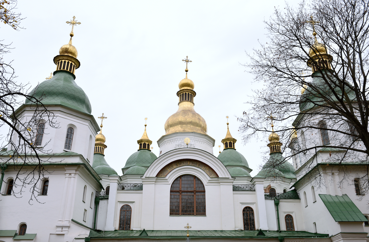 Автокефальная церковь. Автокефальная Церковь Константинополь. Автокефальная Церковь это. Софиевский собор в Киеве вход.