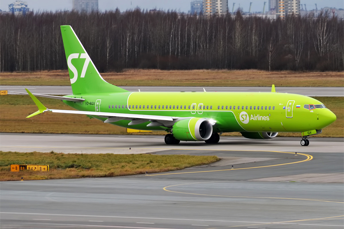 Рейс авиакомпании s7. 737 Max s7. Б737 с7. Самолёт s7 Airlines Боинг 737. Боинг 737-800 s7.