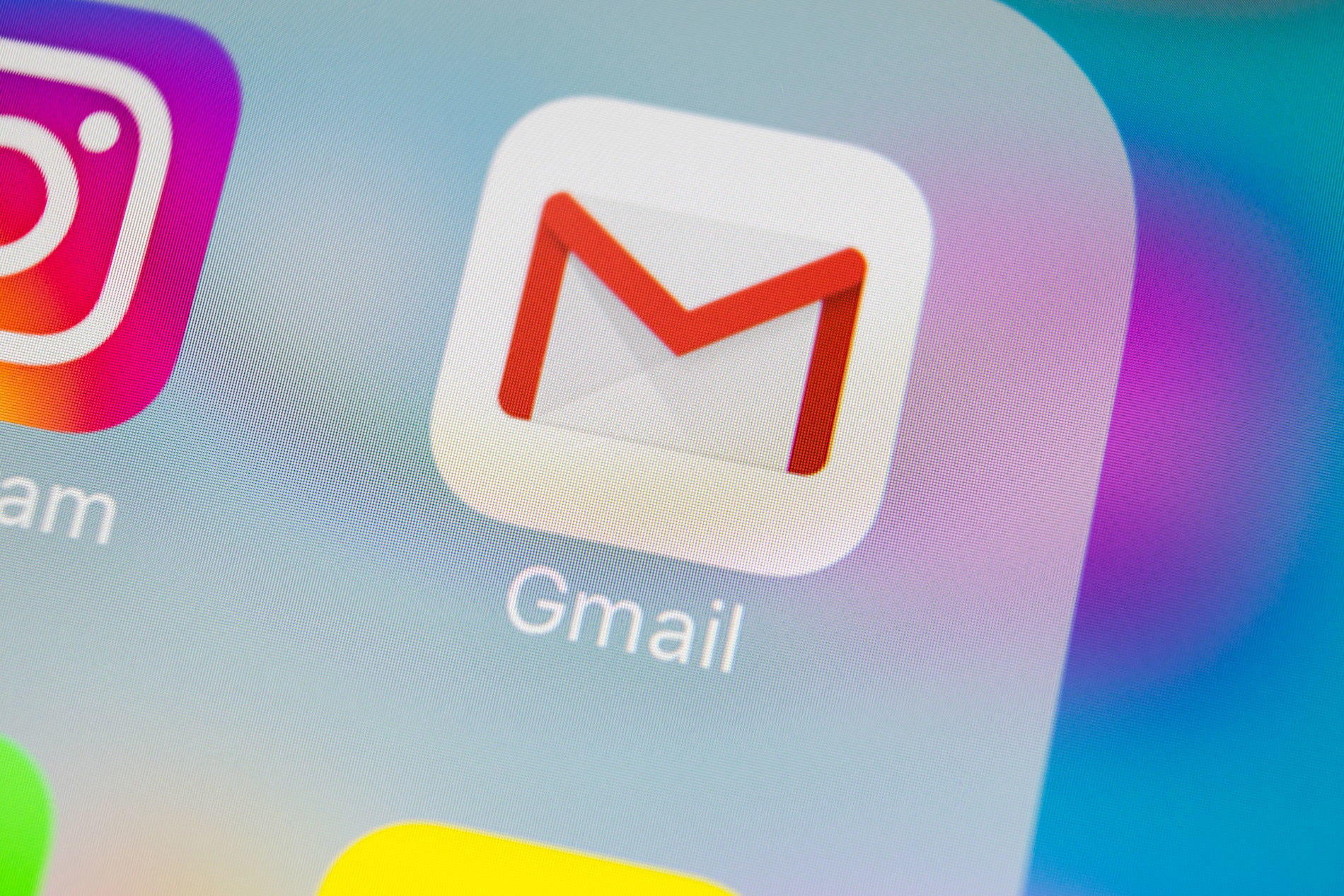 Users gmail. Gmail фото. Gmail значок приложения. Wagtail.