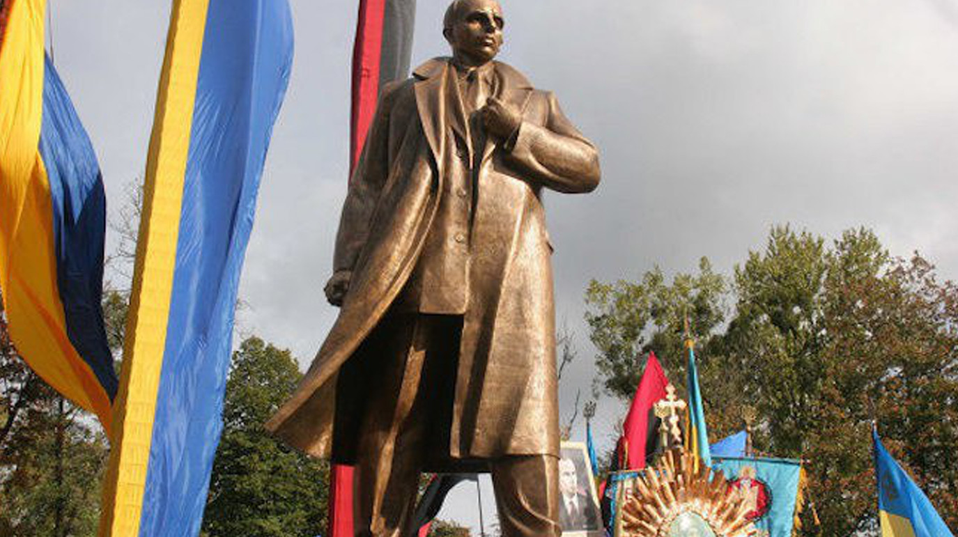 Памятник Степану Бандере во Львове. Фото: РИА «Новости» / Мирослав Лужецкий
