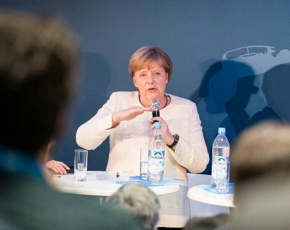 Ангела Меркель. Фото © twitter/RegSprecher
