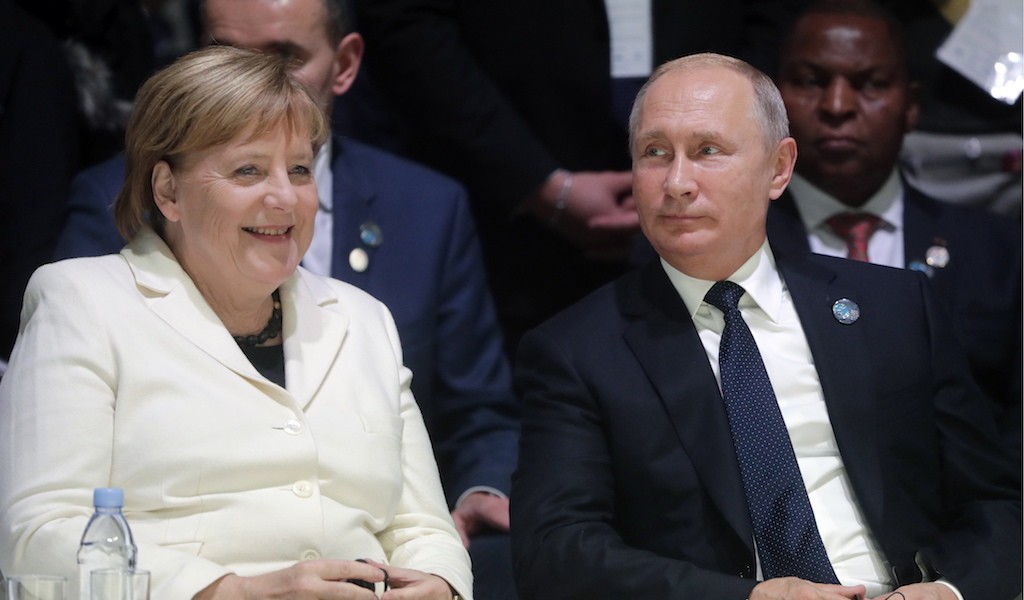 Президент России Владимир Путин и канцлер Германии Ангела Меркель. Фото © Михаил Метцель / ТАСС

