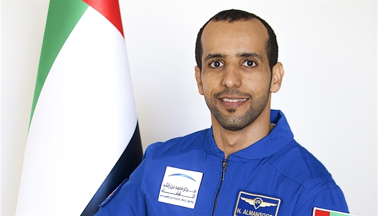 Военный лётчик Хазза аль-Мансури. Фото © Twitter / MBR Space Centre‏
