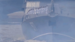 Десятки кораблей и самолётов. Военно-морской парад в Санкт-Петербурге — фото