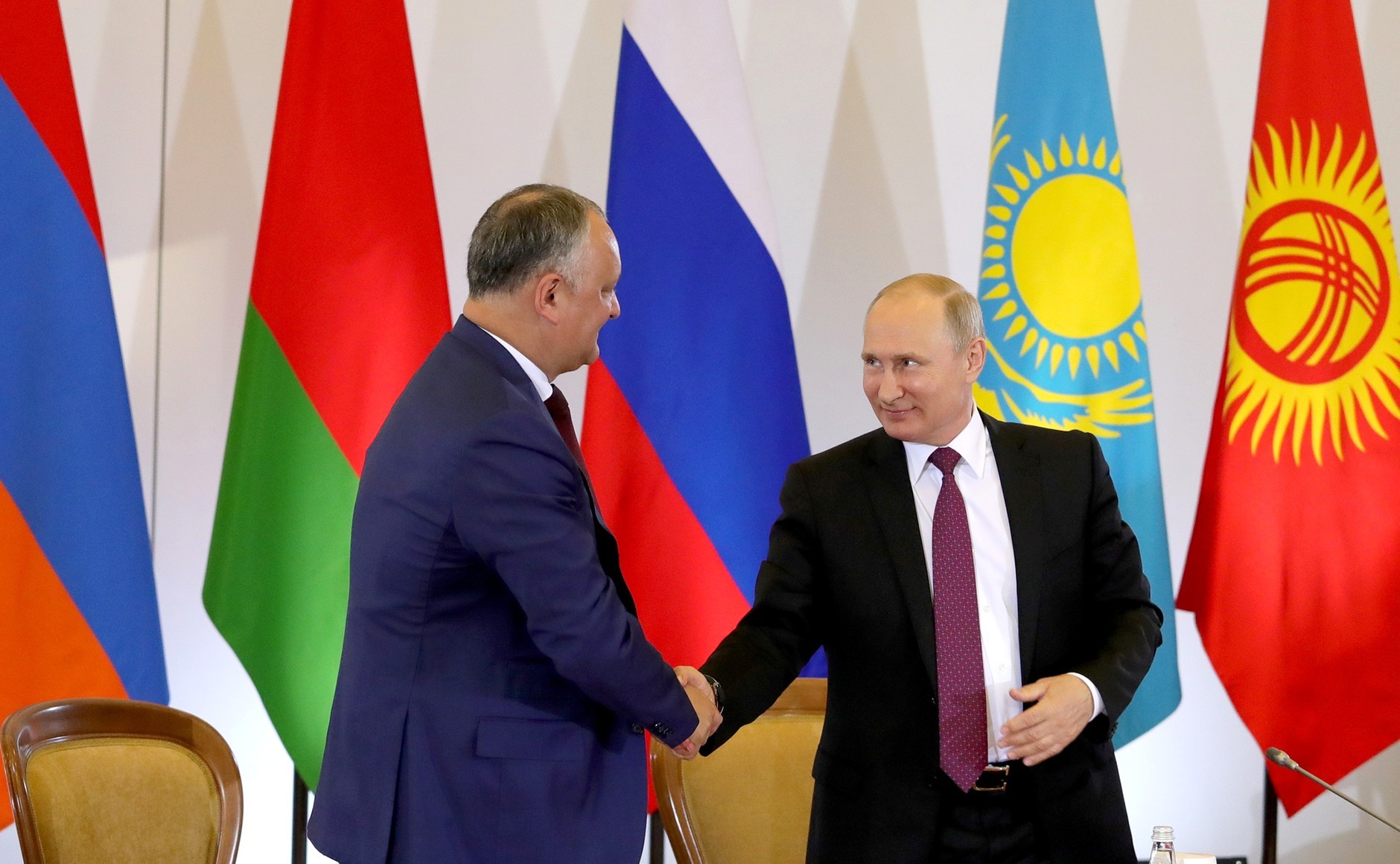 Президент России Владимир Путин и президент Молдавии Игорь Додон. Фото © Kremlin
