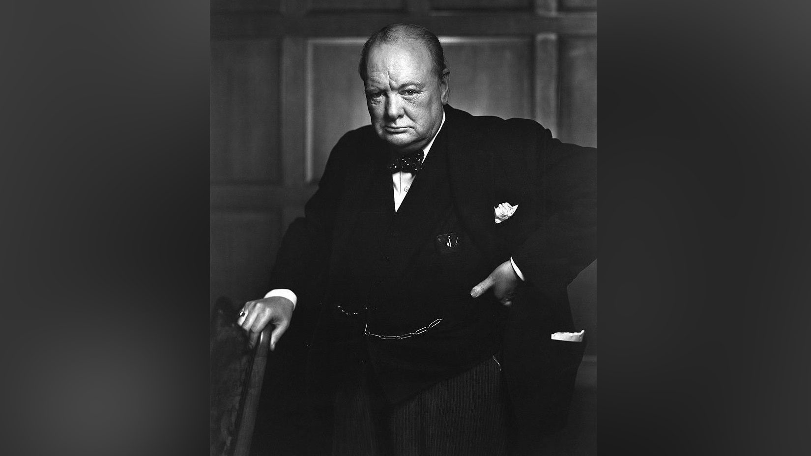 ru.wikipedia.org/wiki/Черчилль,Уинстон#/media/Файл:Sir_Winston_Churchill-19...
