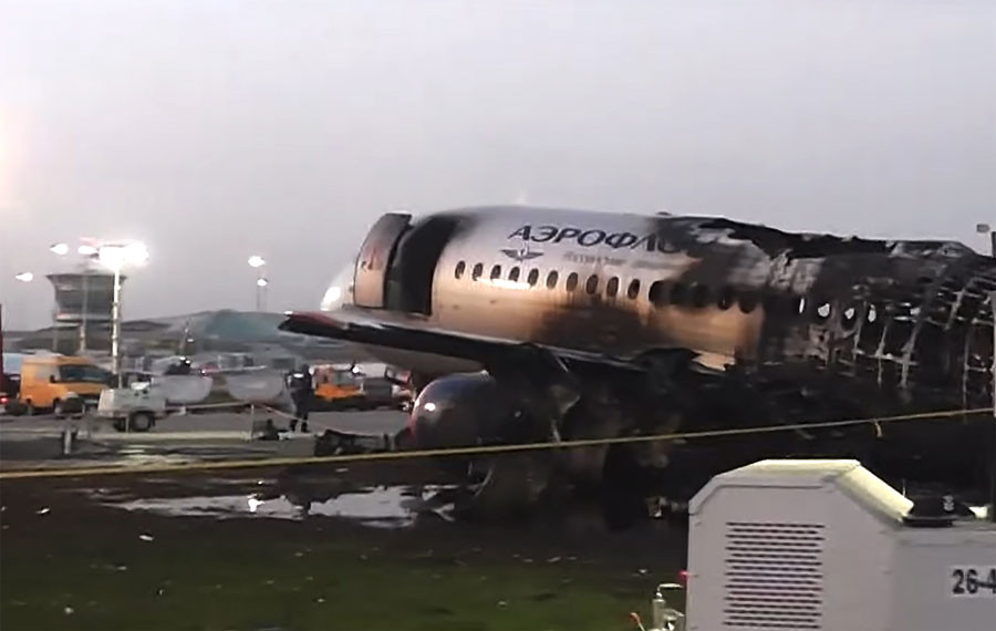 Названа причина смерти большинства пассажиров в  сгоревшем SSJ-100 в Шереметьево
