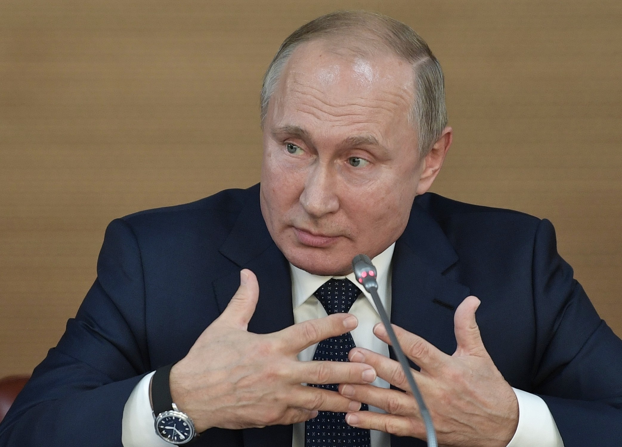Путин пообещал сделать бесплатным второе высшее кинообразование