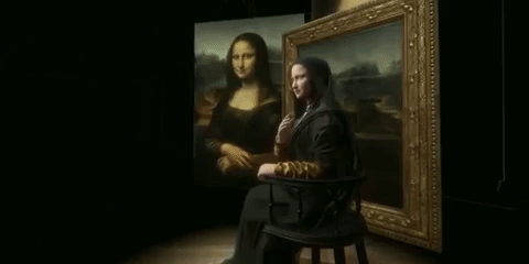 Мона Лиза, какой вы её не видели. 3D-инсталляция Джоконды в Лувре — видео