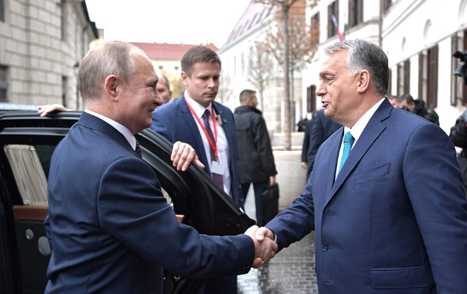 Президент РФ Владимир Путин и премьер-министр Венгрии Виктор Орбан. Фото © Kremlin
