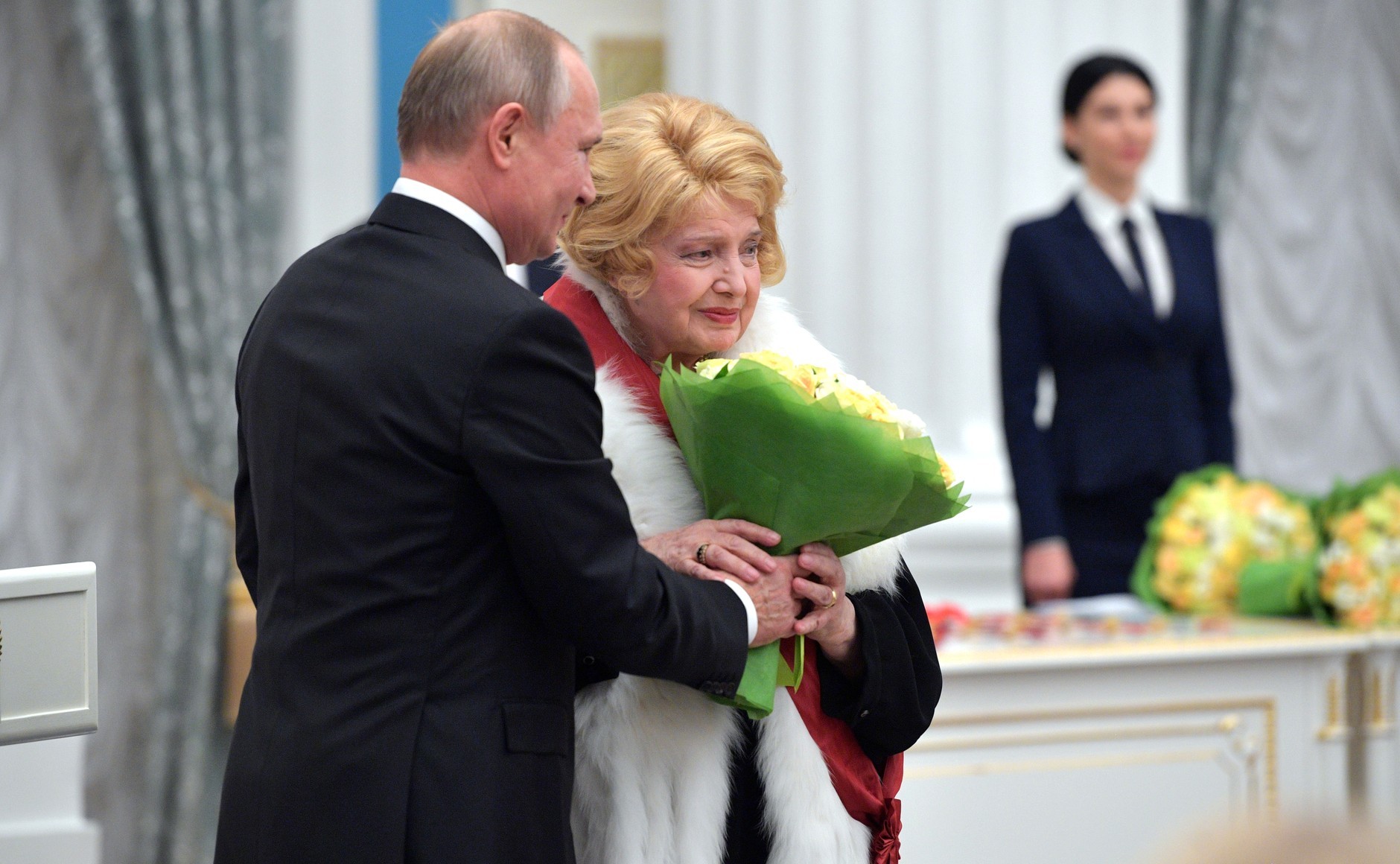 <p>Президент России Владимир Путин и народная артистка СССР Татьяна Доронина. Фото © Kremlin</p> 