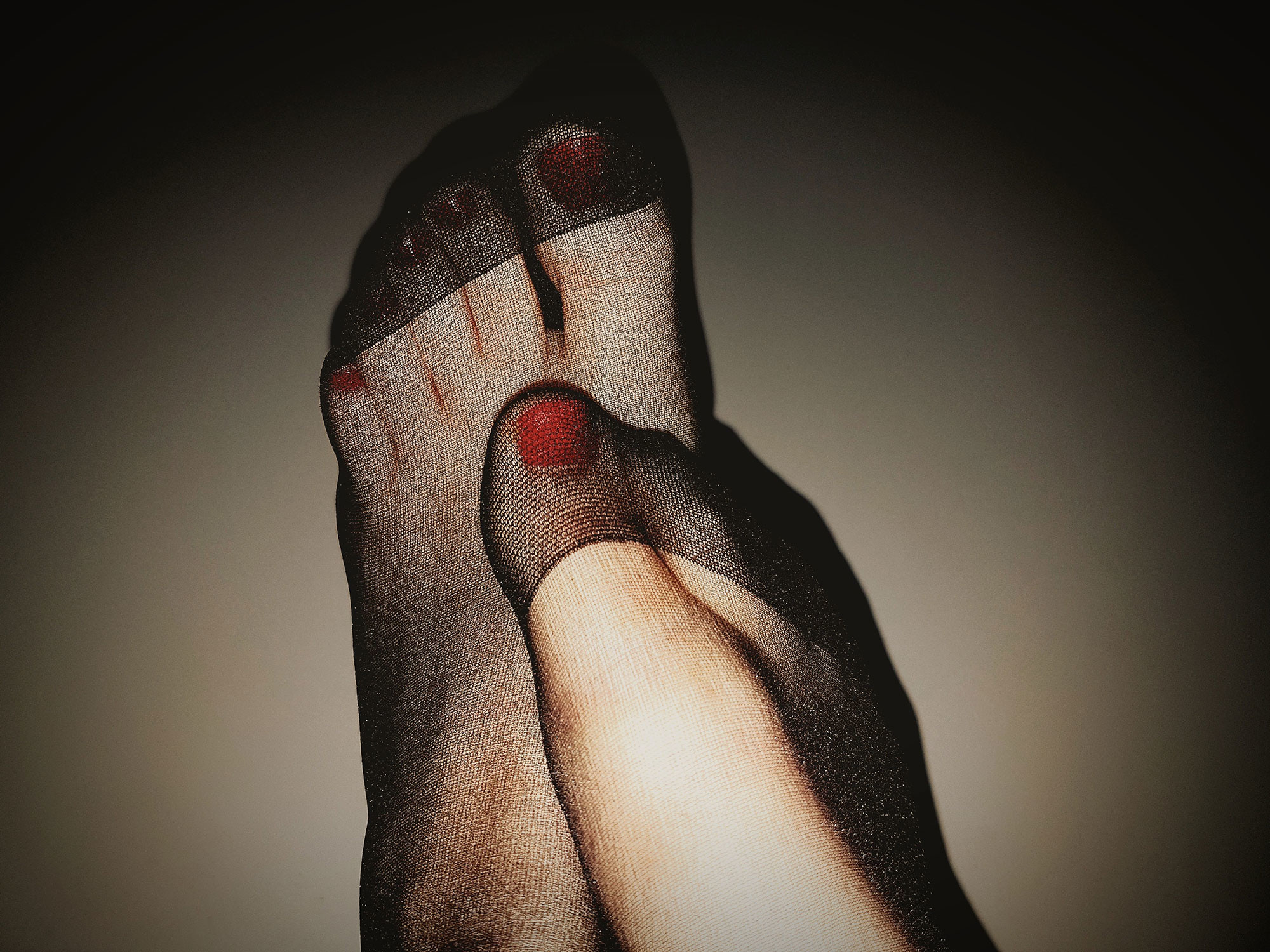 Порно пальчики ног (91 photo)
