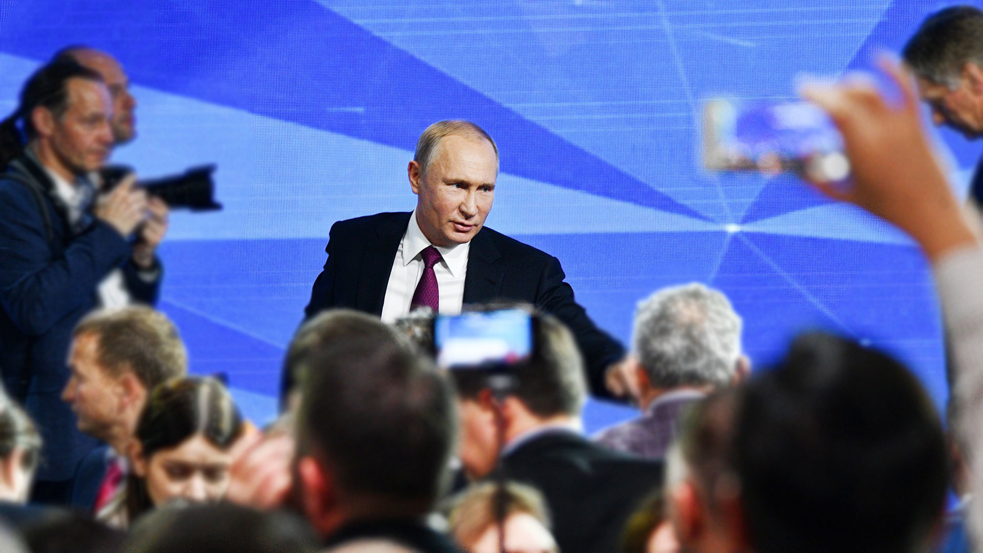 Владимир Путин: пресс-конференция. Что спрашивали у президента в предыдущие годы