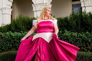 Модели плюс-сайз нарядились в принцесс, доказав, что лишние килограммы — лучшее украшение: 10 фото