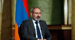Пашинян опроверг слухи о побеге из Армении: продолжаю выполнять работу премьера