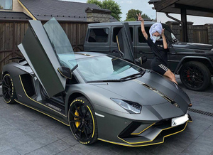 Ивлееву оштрафовали на 150 тыс. рублей, и это только за 3 месяца за рулём её нового Lamborghini