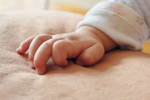 В Госдуме разработали законопроект о запрете суррогатного материнства для иностранцев