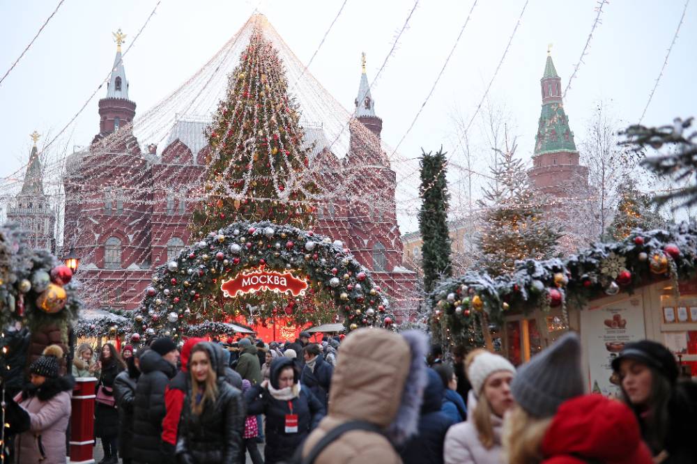 Все массовые новогодние гуляния в Москве отменили из-за коронавируса 