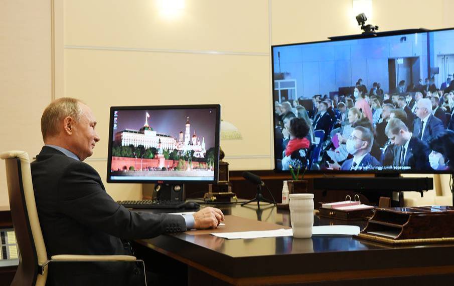 Путин заявил, что доля трудоустроенных инвалидов в России к 2025 году должна увеличиться вдвое