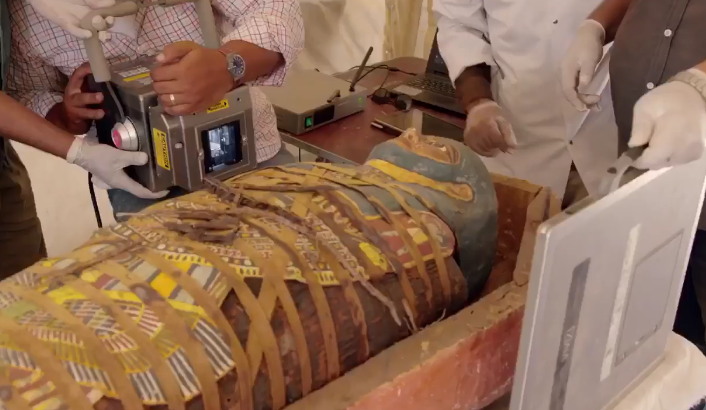 В Египте нашли более ста древних нетронутых саркофагов