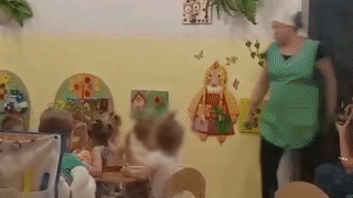 "Мы просто в шоке!" В детском саду Комсомольска-на-Амуре няня избила ребёнка и насильно накормила — видео