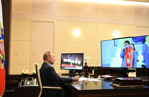 Путин рассказал школьникам о планах по развитию ядерной медицины