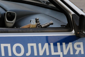 Мужчина с топором захватил в заложники шестерых детей в Петербурге