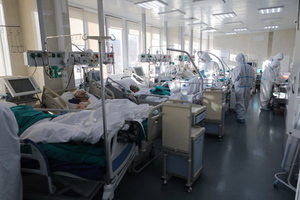 Стало известно, сколько москвичей попадает в больницу с коронавирусом после самолечения