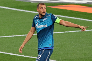 Дзюба снова стал капитаном "Зенита", но не смог принести своему клубу победу
