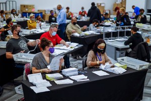 СМИ: В Филадельфии приостановили подсчёт голосов, полученных по почте