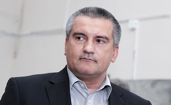 <p>Если решения будут приняты в середине ноября, то ориентировочно мы ожидаем (в случае самого худшего варианта, что у нас вообще не будет осадков) вернуться к нормальному водоснабжению к концу 2021 года</p>