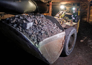 Украина продлила пошлины на уголь и сжиженный газ из России
